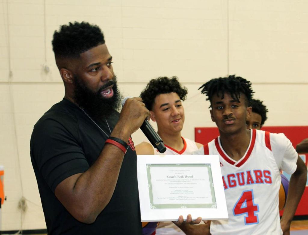 PHILLY NATIVE,COACH HOOD, USING HIS PASSION FOR BASKETBALL TO POSITIVELY IMPACT ARIZONA’S&nbsp;YOUTH!!